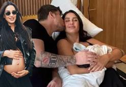 Doğum sonrası eski formuna kavuştu... Fit haliyle dikkat çekti! Kaç kilo verdiğini açıkladı