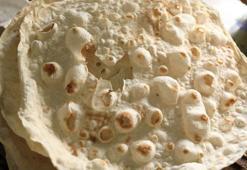 Börek yufkası ortadan mı ayrılıyor? 3 malzemeli sos çaresi, tek hamlede sarılacak