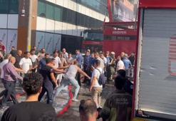 Bursa'da tekstil atölyesinde yangın çıktı, iş yeri sahibi itfaiye ekiplerine saldırdı