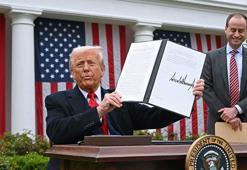 Trump açıkladı: ABD, Kanada mallarına yüzde 35 gümrük vergisi uygulayacak!