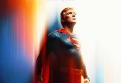 Süper kahraman mı, süper saptırma mı? Trump'lı afiş ABD'yi karıştırdı!