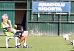 Fenerbahçe'de sisteme göre transfer kararı!