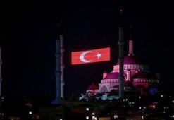 15 Temmuz selası saat kaçta okunacak? 15 Temmuz gece sela neden okunur? Diyanet açıkladı