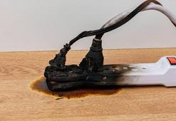 Uzatma kablosunun yanına yaklaştırmayın! Evi küle çeviren hata, aşırı yükleme yapıyor