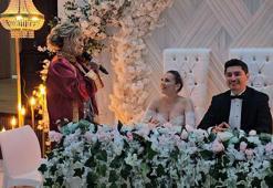 Nikah memuru olarak karşısına çıktı! 'Ağlarsam kusura bakmayın'