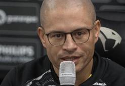 Alex de Souza'ya Brezilya'da şok! İşler sarpa sardı