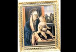 ‘Madonna ve Çocuk’ evine döndü