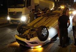 Otomobil refüje çarparak ters döndü, sürücünün burnu bile kanamadı