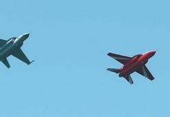 HÜRJET ve HÜRKUŞ İstanbul semalarında havalandı