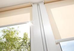 Stor perdeyi indirmeden temizleme tekniği! Yıkanmış gibi temizleniyor