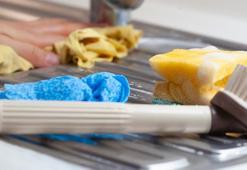 Tuvaletten daha çok mikrop barındırıyor! Bu mutfak eşyasını haftada bir değişin