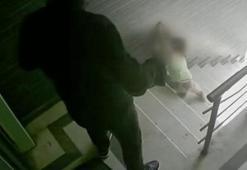 3 yaşındaki kızını tekmeleyerek merdivenlerden düşüren baba için istenen ceza belli oldu