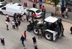 Eskişehir’de zincirleme kaza! İş makinesi 5 otomobil ve 2 yayaya çarptı