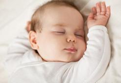 Tatilde bebeklerin uykusu nasıl olmalı? 5 altın kural sayesinde kriz kalmıyor