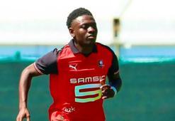 Kazeem Olaigbe, Trabzon'a geliyor!