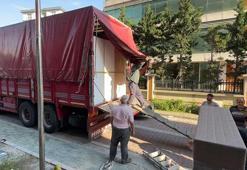 Belediye ile firma arasında yurt kavgası! Eşyalar polis müdahalesiyle kurtarıldı