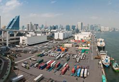 Japonya'da dış ticaret fazla verdi