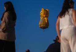 Gökyüzünde görsel şölen! Kapadokya semalarında papağanlar, roketler ve kalpler uçuyor