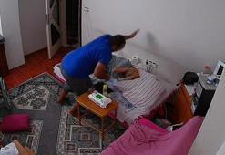 Denizli'de dehşet! Şizofreni hastası doktor oğul, yatalak annesini saatlerce darp etti