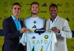 Al Nassr, stoper Inigo Martinez transferini açıkladı!