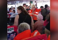 İDO feribotu kayaya çarptı! Yolcular panikledi
