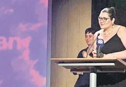 ‘Yan yana durabiliyorsan ailesin’