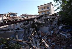 Uzmanlardan riskli konutlar için depreme karşı "güçlendirme veya dönüşüm" çağrısı