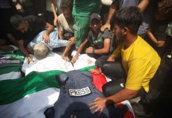 Gazze'de öldürülen gazeteciler defnedildi, İsrail'e peş peşe kınamalar