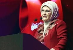Emine Erdoğan 1316 yaşındaki zeytin ağacını paylaştı: Ağaçlarımızı birlikte koruyalım