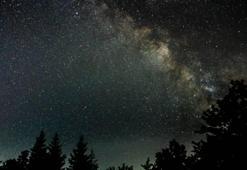 Perseid Meteor Yağmuru saat kaçta? 2025 Perseid Meteor Yağmuru nereden izlenir, Türkiye'den Ankara, Bursa, İzmir ve İstanbul'da görülebilecek mi?