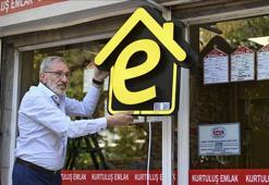 Yetkili emlak ofislerine "e" tabelaların asılmasına başlandı