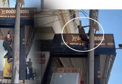 Tamir için çıktığı elektrik direğinde akıma kapılarak yere düştü