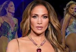 56 yaşında ama 30 gibi görünüyor! Herkesin ağzı açık kaldı: Jennifer Lopez’in sırrı ne?