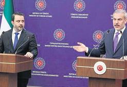 Enayi değiliz, kurnazlıkları görüyoruz