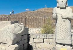 İtalyan arkeologlar kazıları anlatacak
