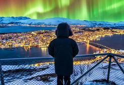 Arktik buzulları mikropların hızlandırdığı erimeyle 'son aşamada'