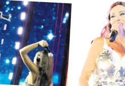 Mikrofonla drone kovaladı