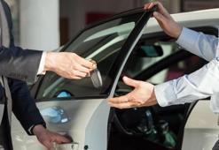 Sıfır aldığı araçta lekeler çıktı, bayiden aldığı cevapla şoke oldu! Yargıtay'dan 'gizli ayıplı' kararı
