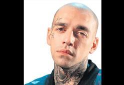 Ezhel’e tepki yağdı! ‘Varlığından utanç duyuyoruz’