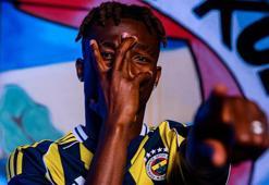 Dorgeles Nene'nin imza töreninden kareler