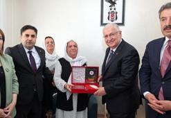 Milli Savunma Bakanı Yaşar Güler, Şırnak'ta şehit ailesini ziyaret etti.