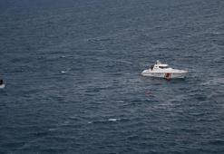 Muğla'da feci olay! 8 kişinin bulunduğu fiber tekne battı! 2 çocuk aranıyor