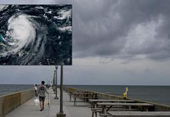 Erin Kasırgası 110 km hızla ilerliyor, OHAL ilan edildi