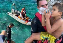 8 kişinin bulunduğu tekne battı! Denizin ortasında can pazarı: 2 çocuk saatler sonra bulundu