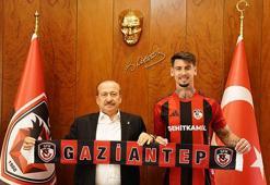 Luis Perez'in imza töreninden kareler