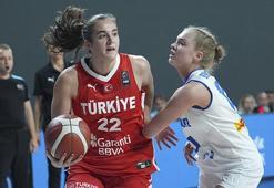 U16 Kız Milli Basketbol Takımı, İzlanda'ya takılmadı!