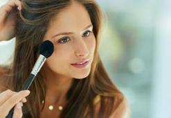 Mat makyaj tarih oldu, artık ciltler ışıl ışıl! Cilt bakımı tüyosu