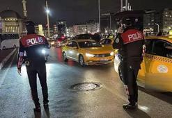İstanbul polisi "huzur" uygulaması gerçekleştirdi! Tek tek kontrol edildi