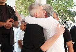 Metin Şentürk'ün acı günü! Kardeşini son yolculuğuna uğurladı