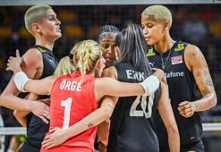 Filenin Sultanları, Kanada'ya set vermedi ve grubu lider tamamladı! Son 16 turu rakibimiz belli oldu!